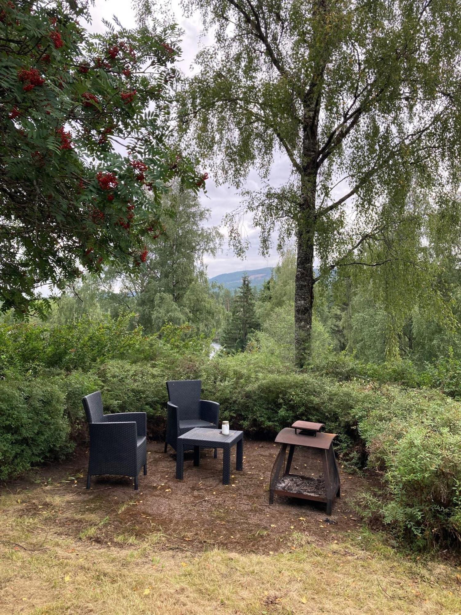 Charmig Villa Med Bastu Och Snabbt Wifi Långav Esterno foto